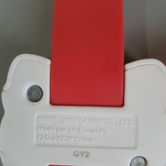 Hello KittyxMacDonald's Watch - Picture 4 of 4